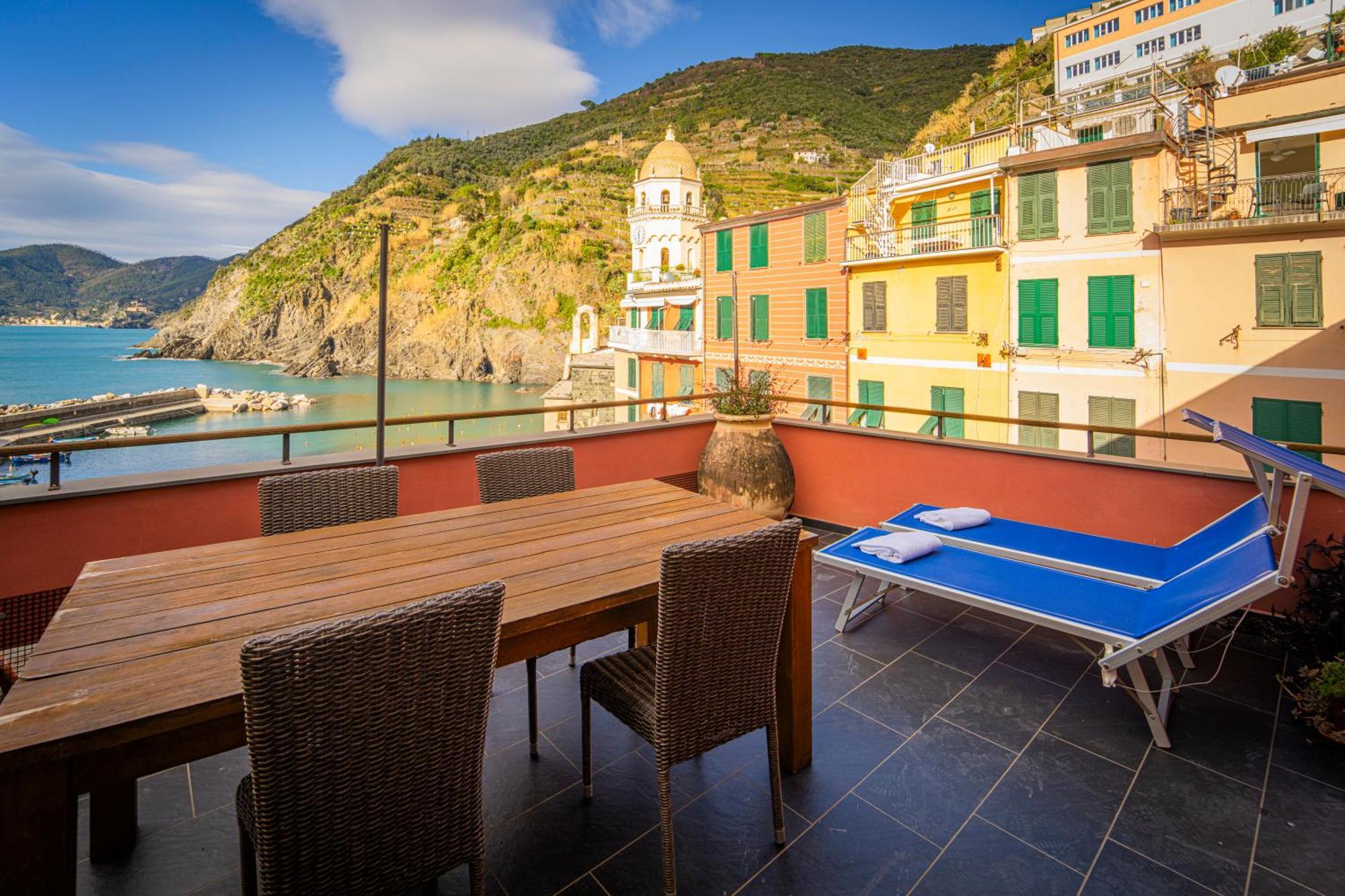 La Casa Di Eroico Vino Aparthotel Vernazza Exterior photo